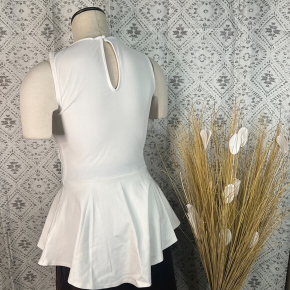 Bebe White Lace Peplum Top | Sleeveless Floral Applique Blouse | Size Medium - Picture 2 of 4